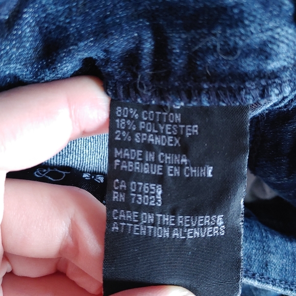 3/$25 Seductions Blue Animal Print Jeans - Picture 8 of 8